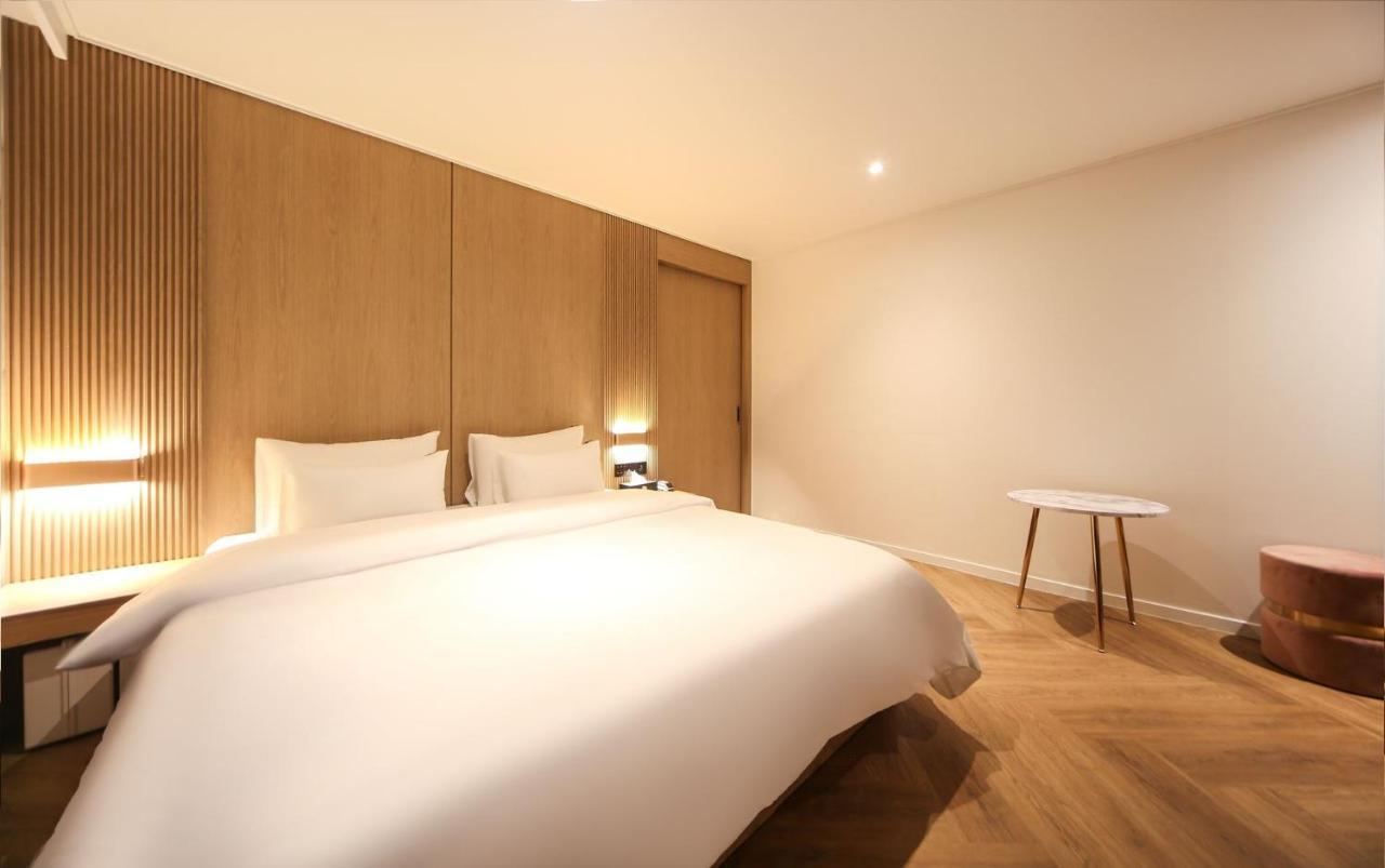 צ'אנגוון Hotel Lazy Heaven מראה חיצוני תמונה