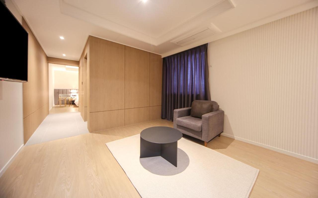 צ'אנגוון Hotel Lazy Heaven מראה חיצוני תמונה